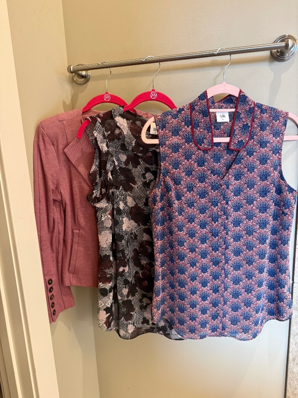 Cabi 8 Applaud Blazer and two matching Cabi M Blouses